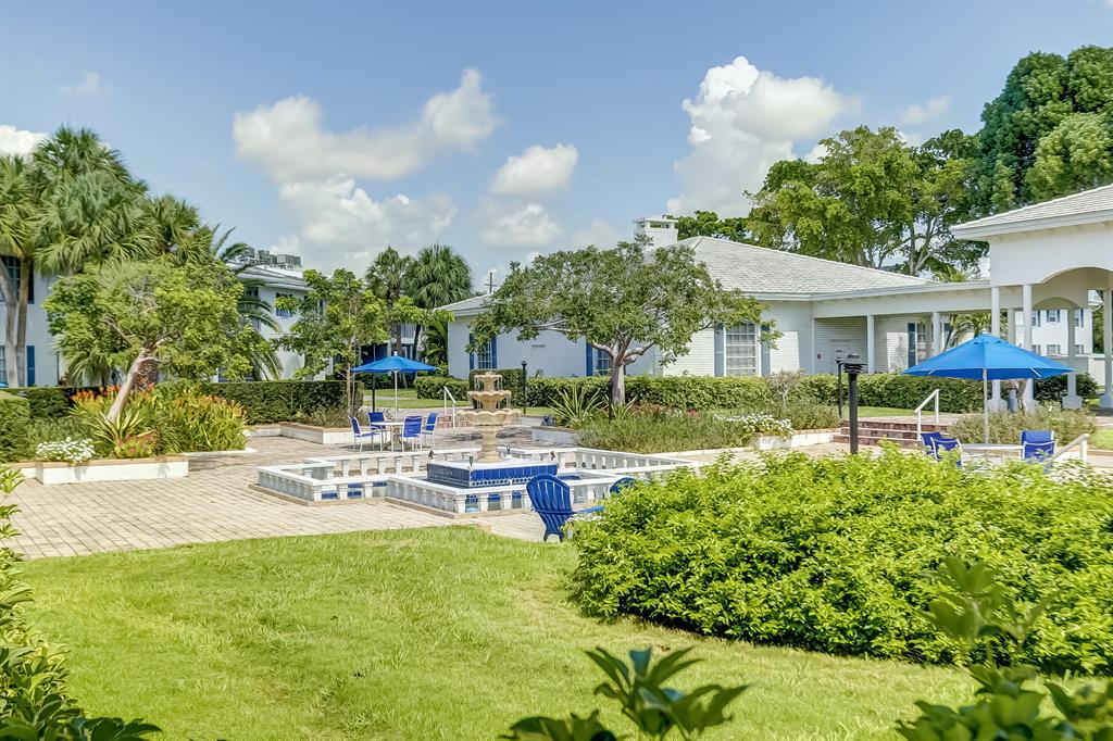 2251 NE 66th Street Unit: 1601