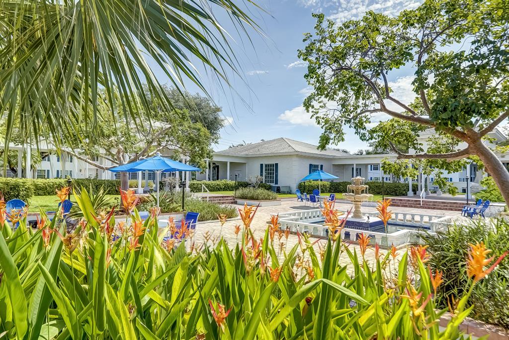 2251 NE 66th Street Unit: 1601