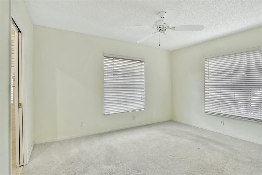 2251 NE 66th Street Unit: 1601