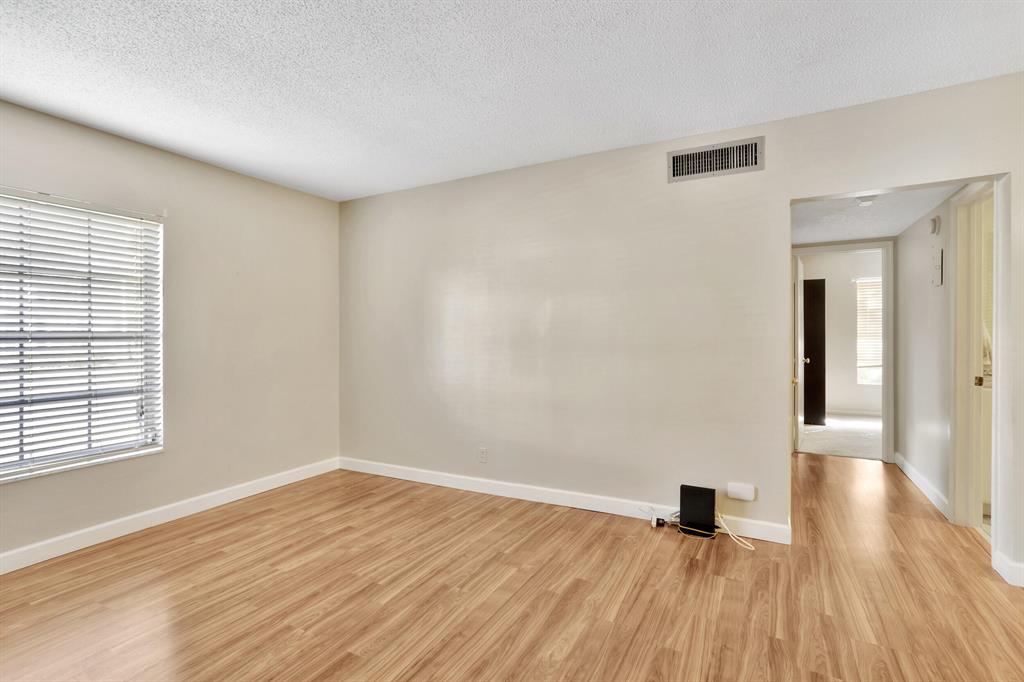 2251 NE 66th Street Unit: 1601