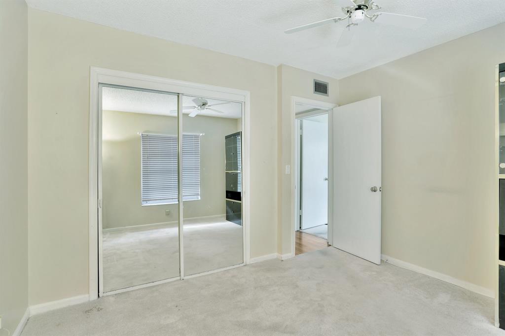 2251 NE 66th Street Unit: 1601