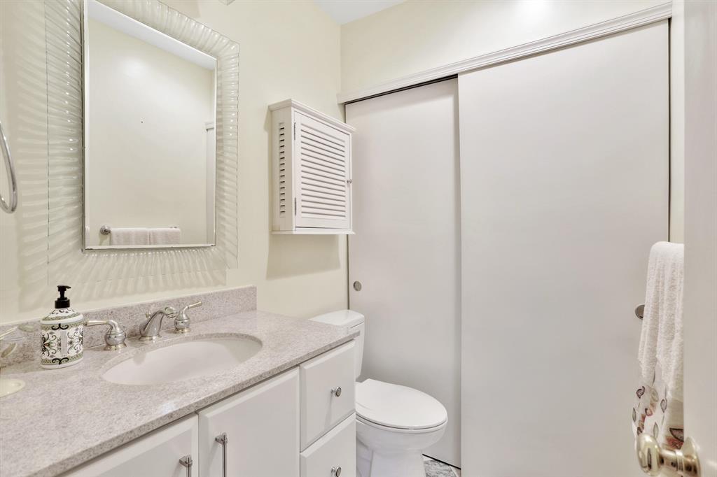 2251 NE 66th Street Unit: 1601