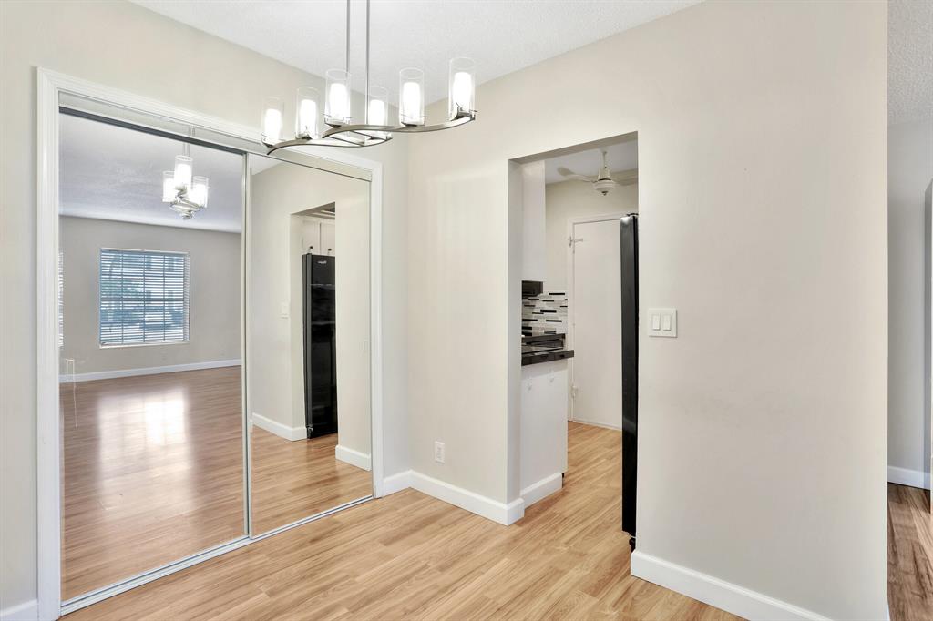 2251 NE 66th Street Unit: 1601