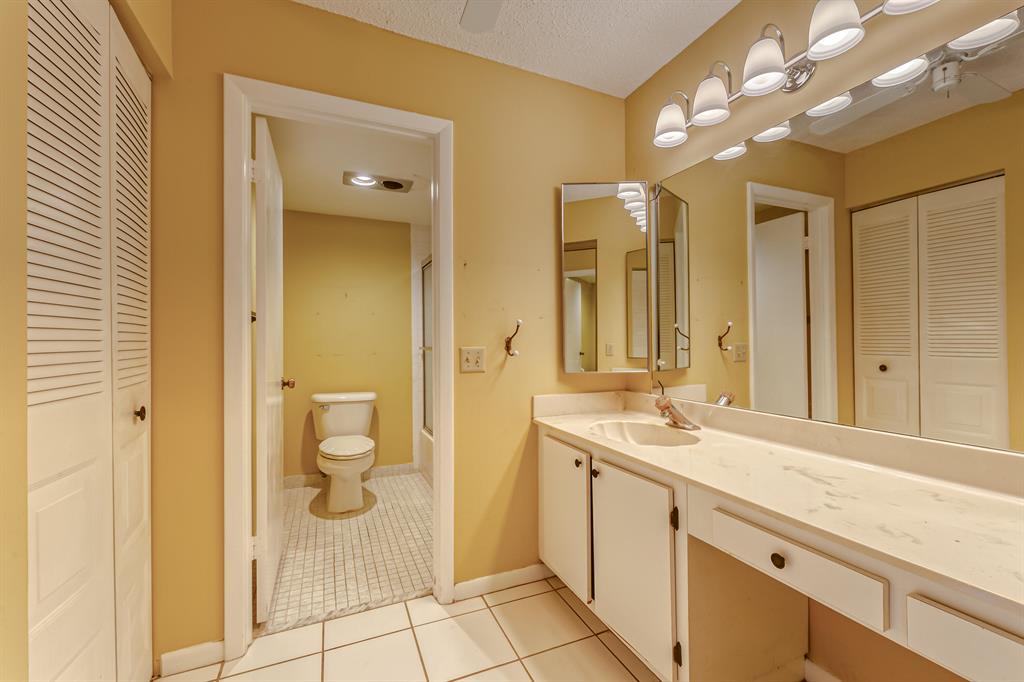 21815 Arriba Real Unit: 12-C