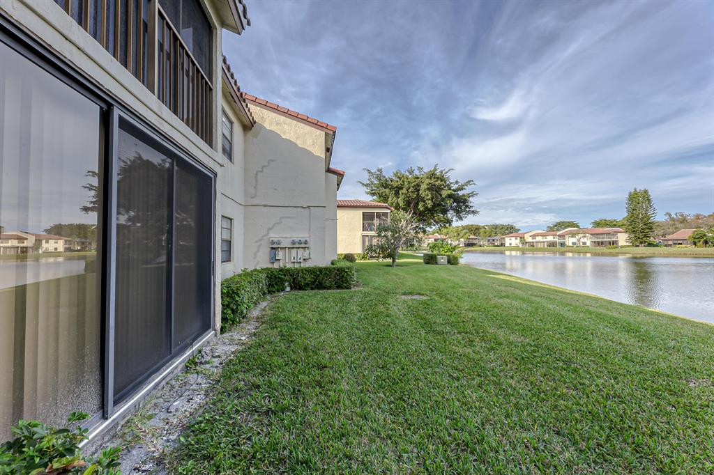 21815 Arriba Real Unit: 12-C