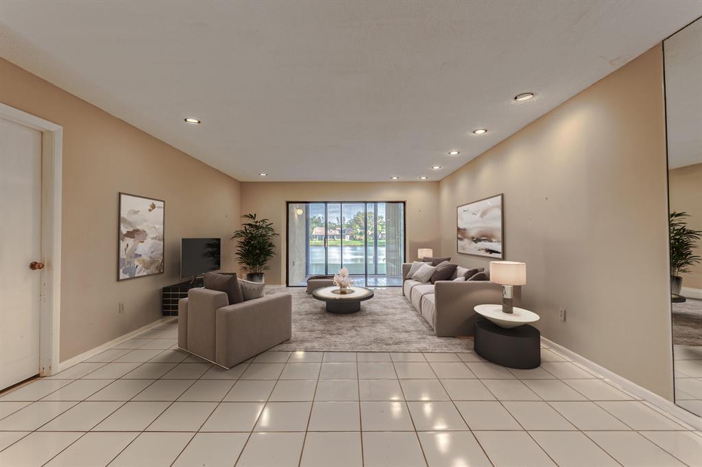 21815 Arriba Real Unit: 12-C