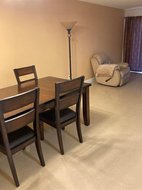 500 Davis Road Unit: 52