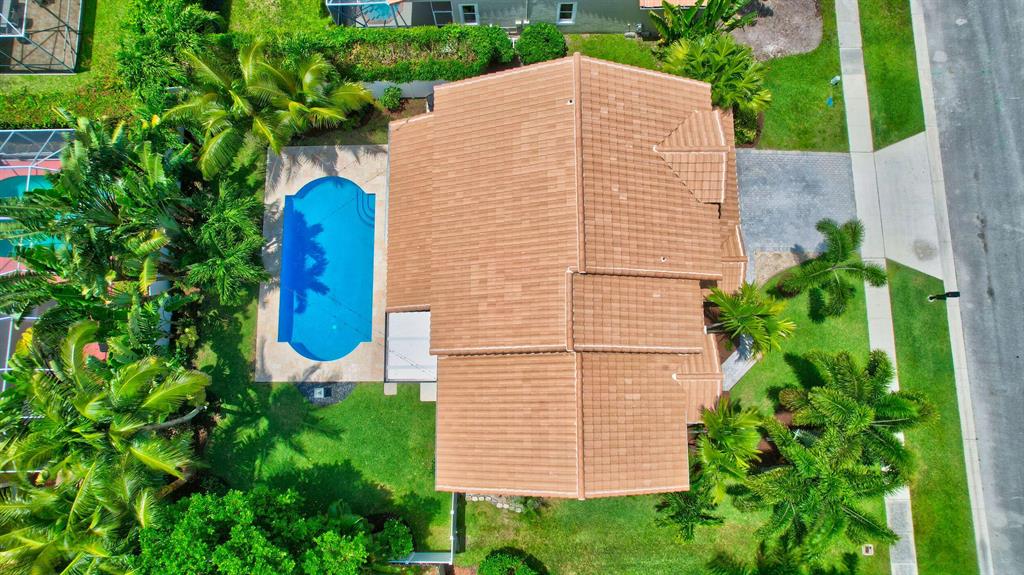 9372 Lake Serena Drive