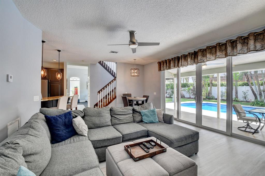 9372 Lake Serena Drive