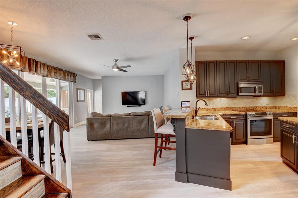 9372 Lake Serena Drive