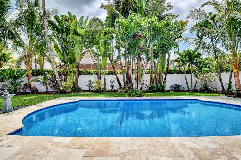 9372 Lake Serena Drive