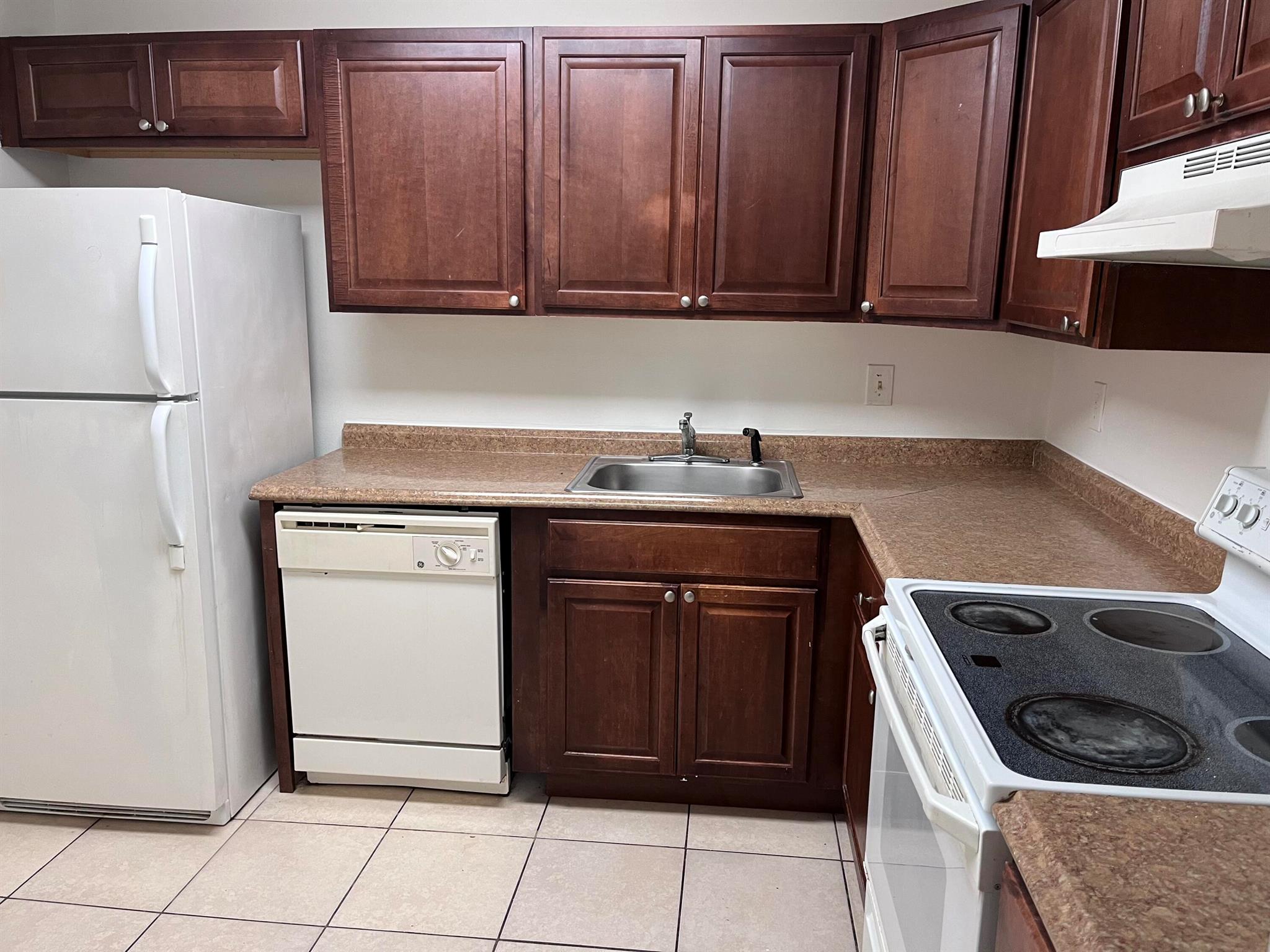 7001 Environ Boulevard Unit: 105