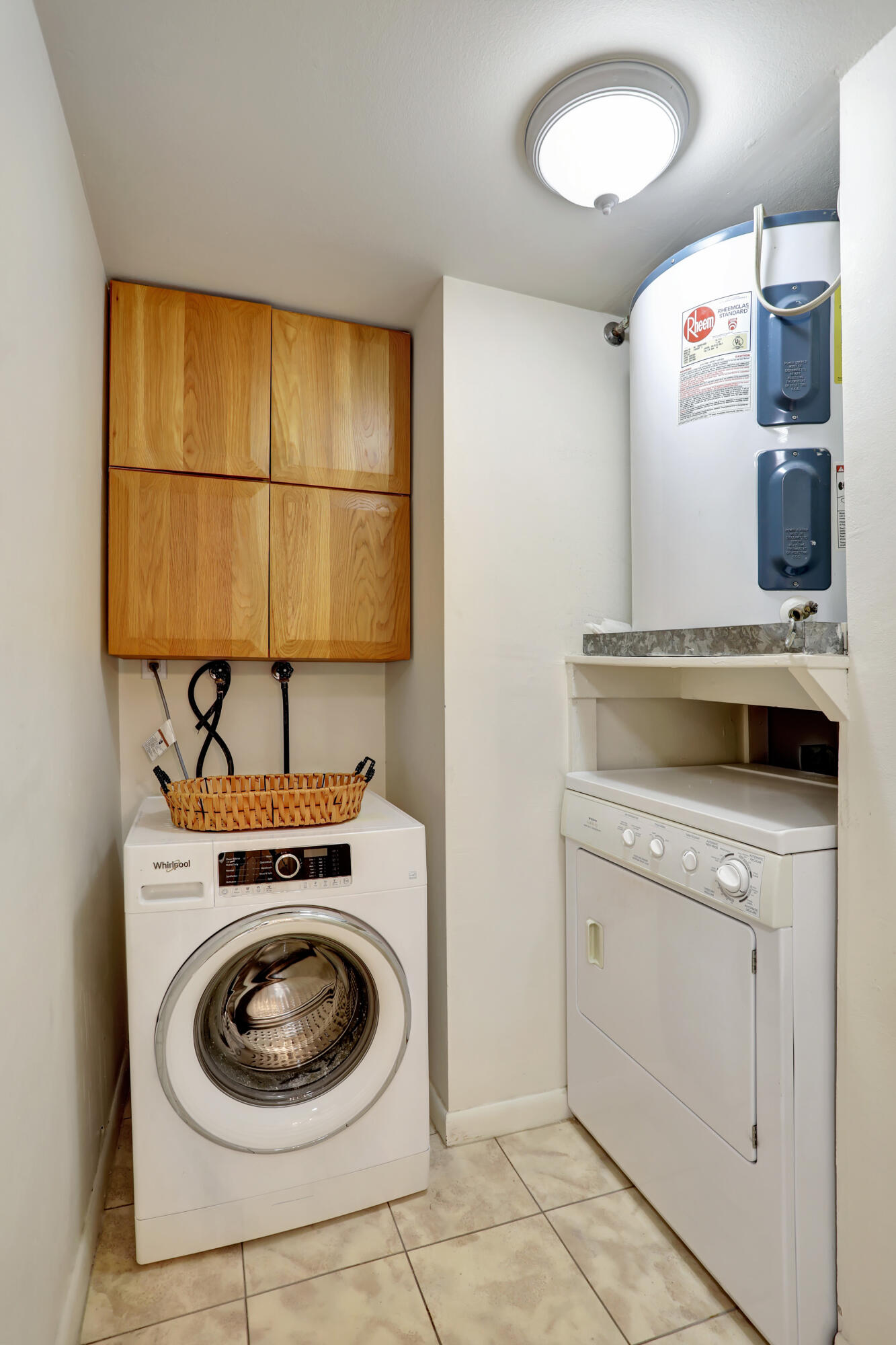 1222 Hillsboro Mile Unit: 17