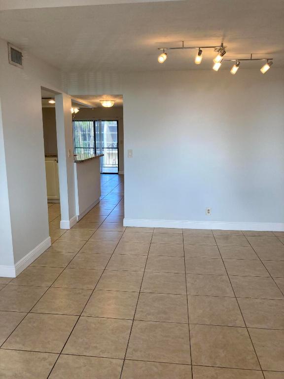 563 N University Drive Unit: 41