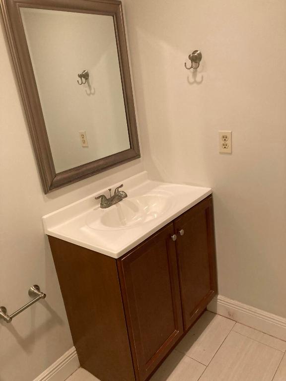 563 N University Drive Unit: 41