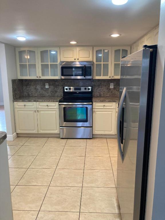 563 N University Drive Unit: 41