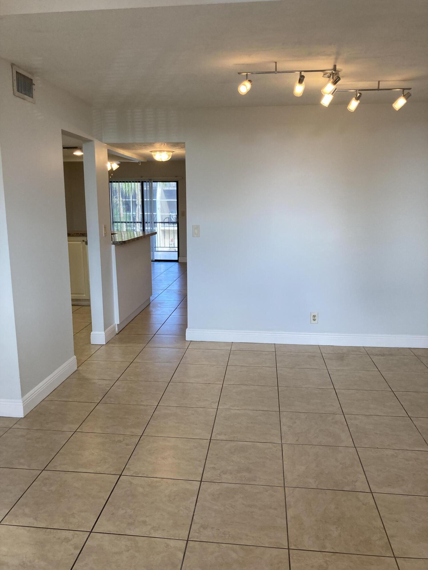 563 N University Drive Unit: 41