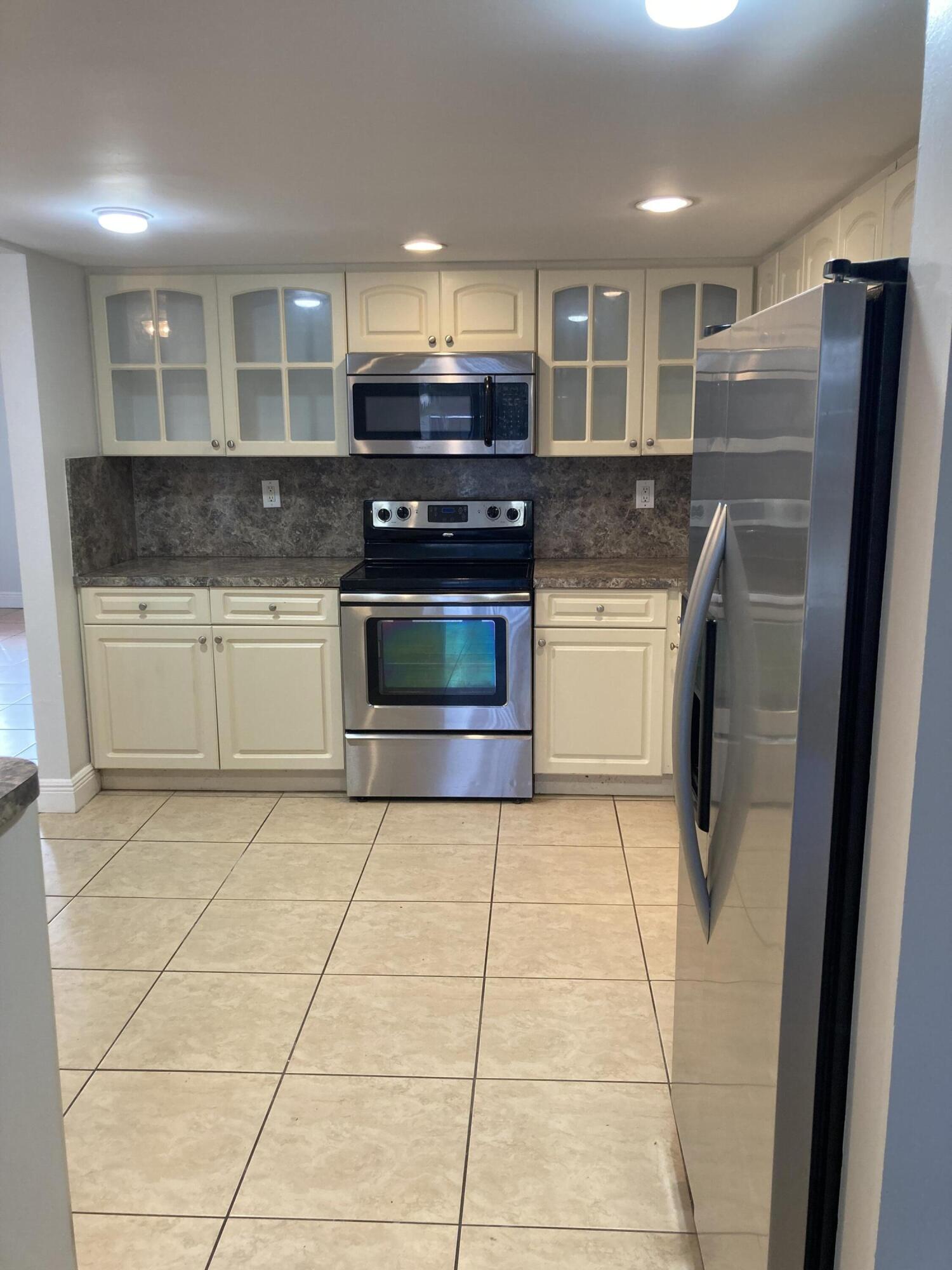 563 N University Drive Unit: 41