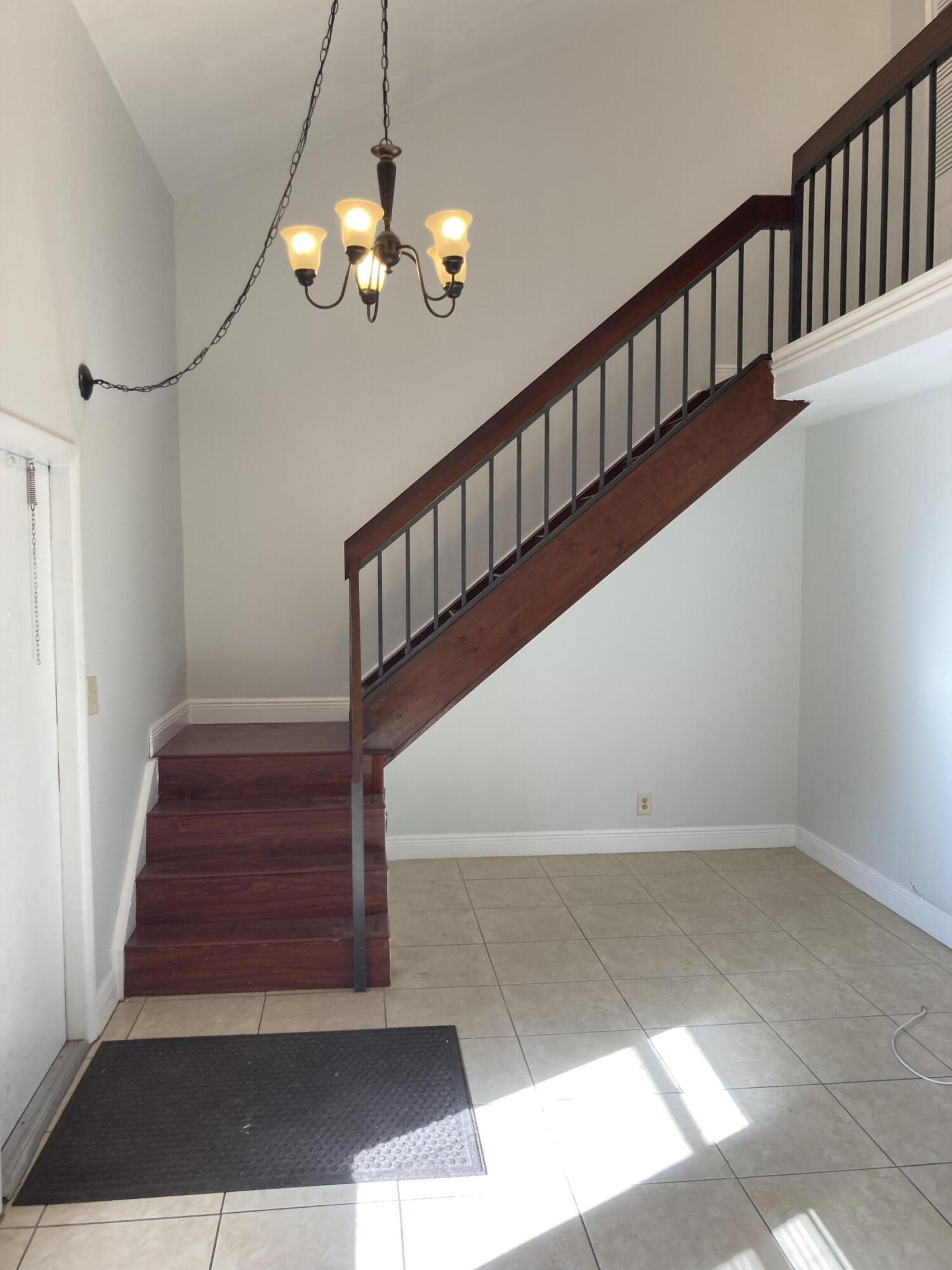 563 N University Drive Unit: 41