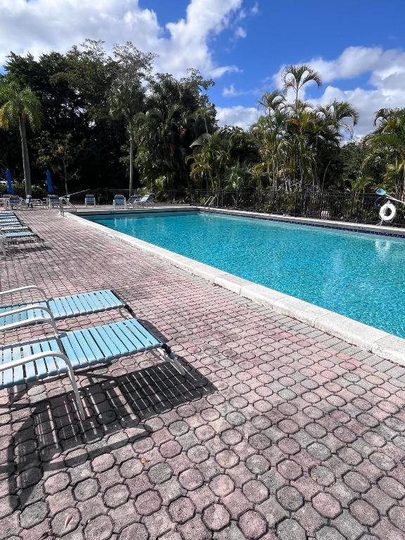 120 SW 96th Terrace 303