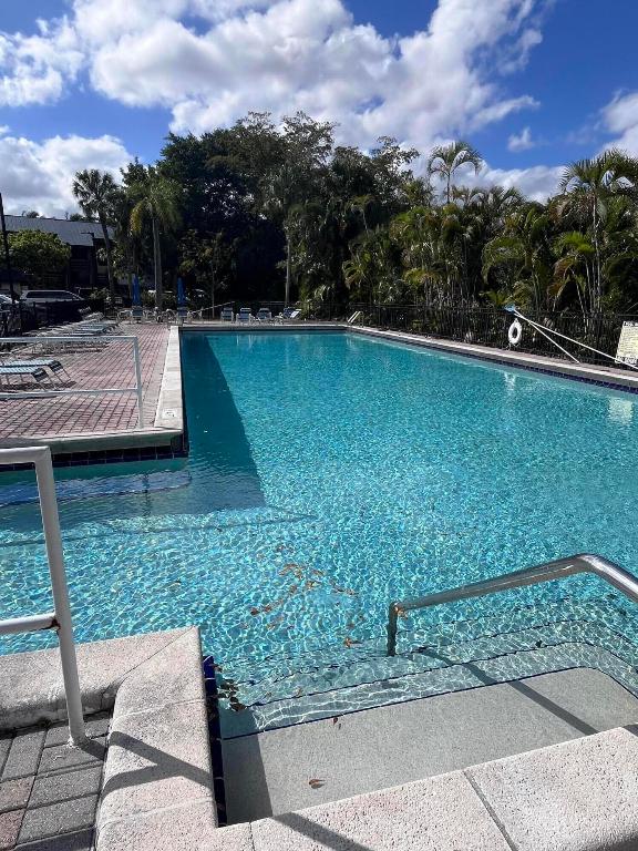 120 SW 96th Terrace 303