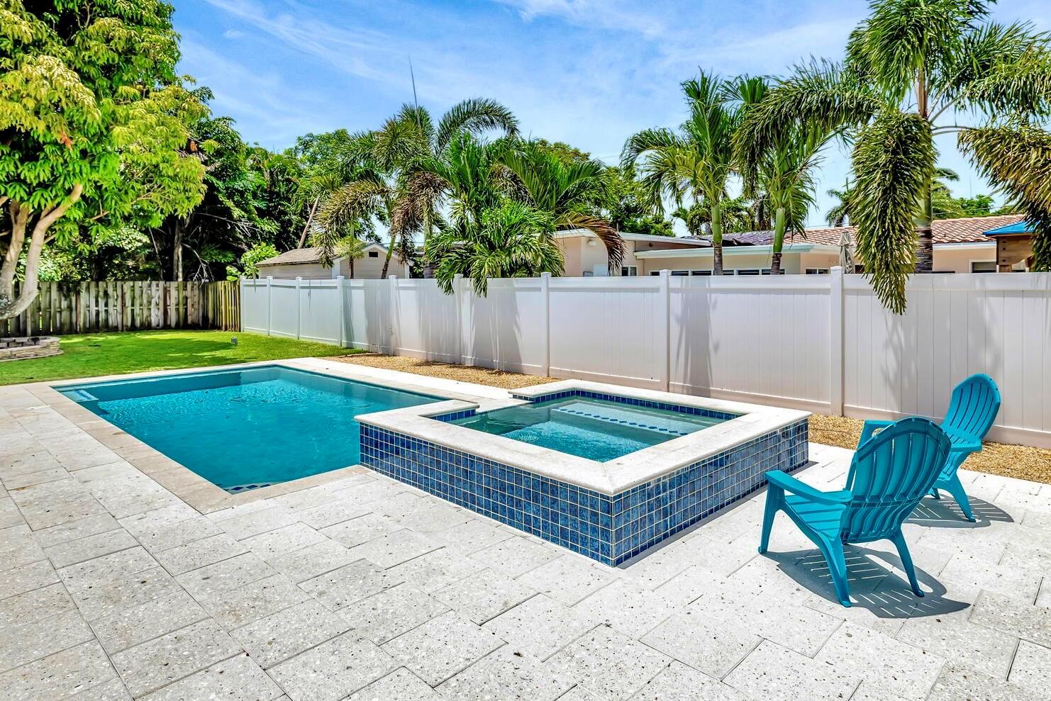 1233 SE 12th Terrace