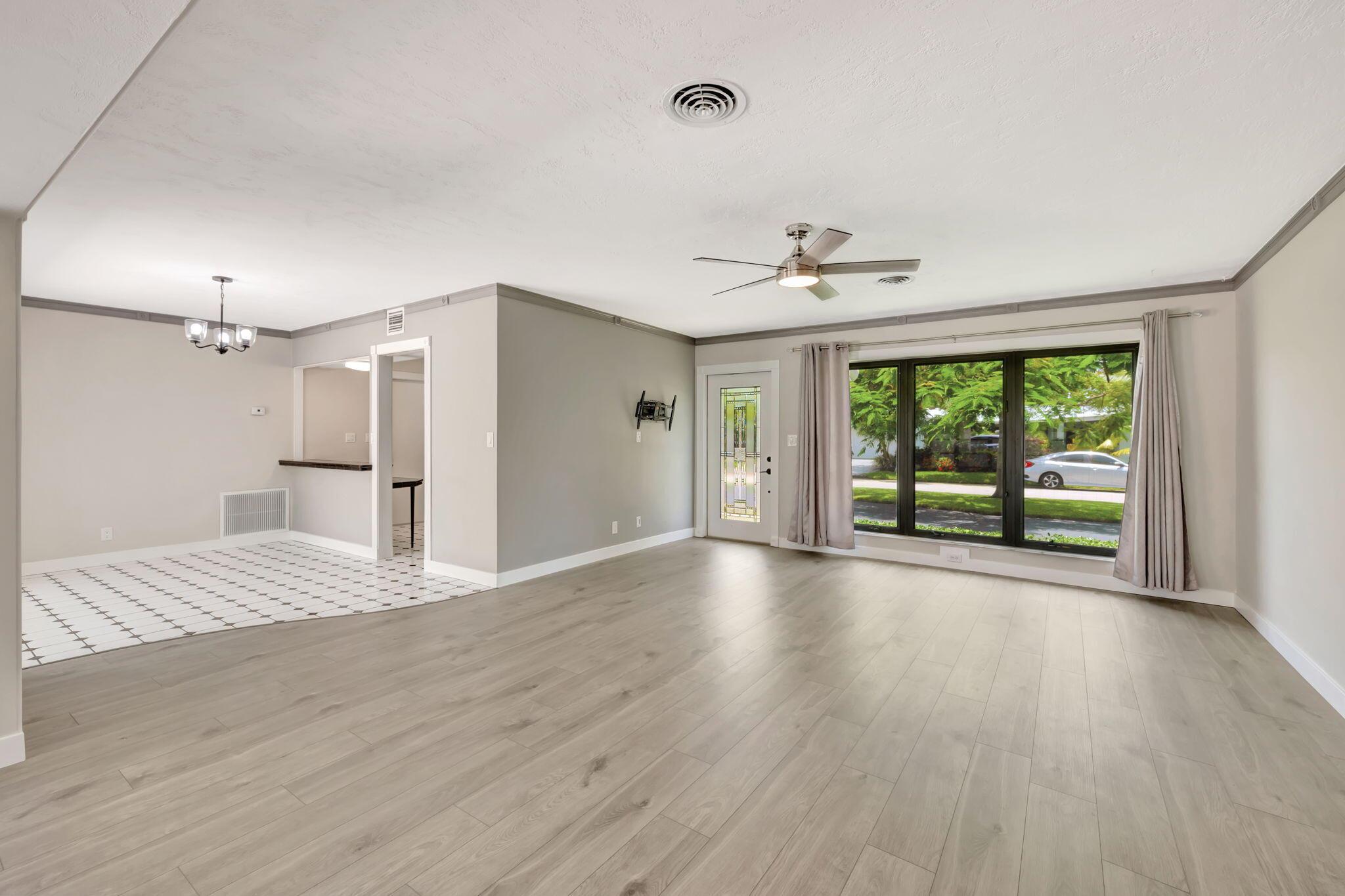 1233 SE 12th Terrace