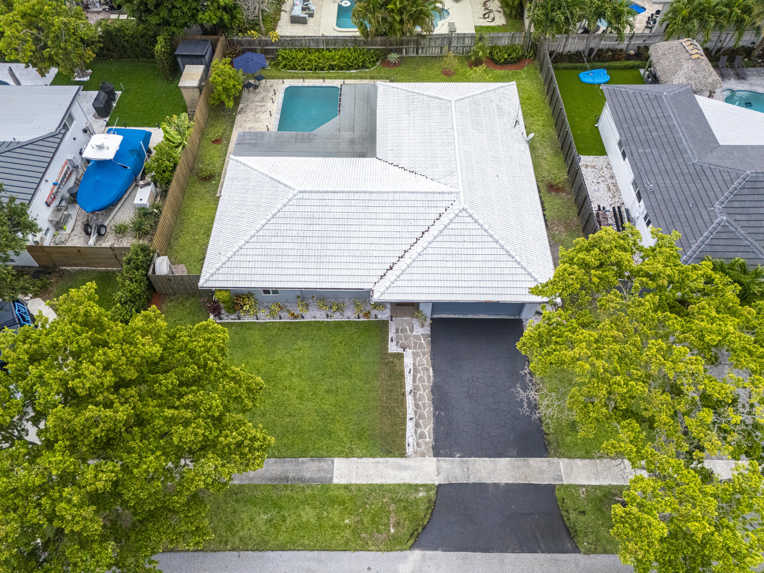 555 NW 15th Avenue
