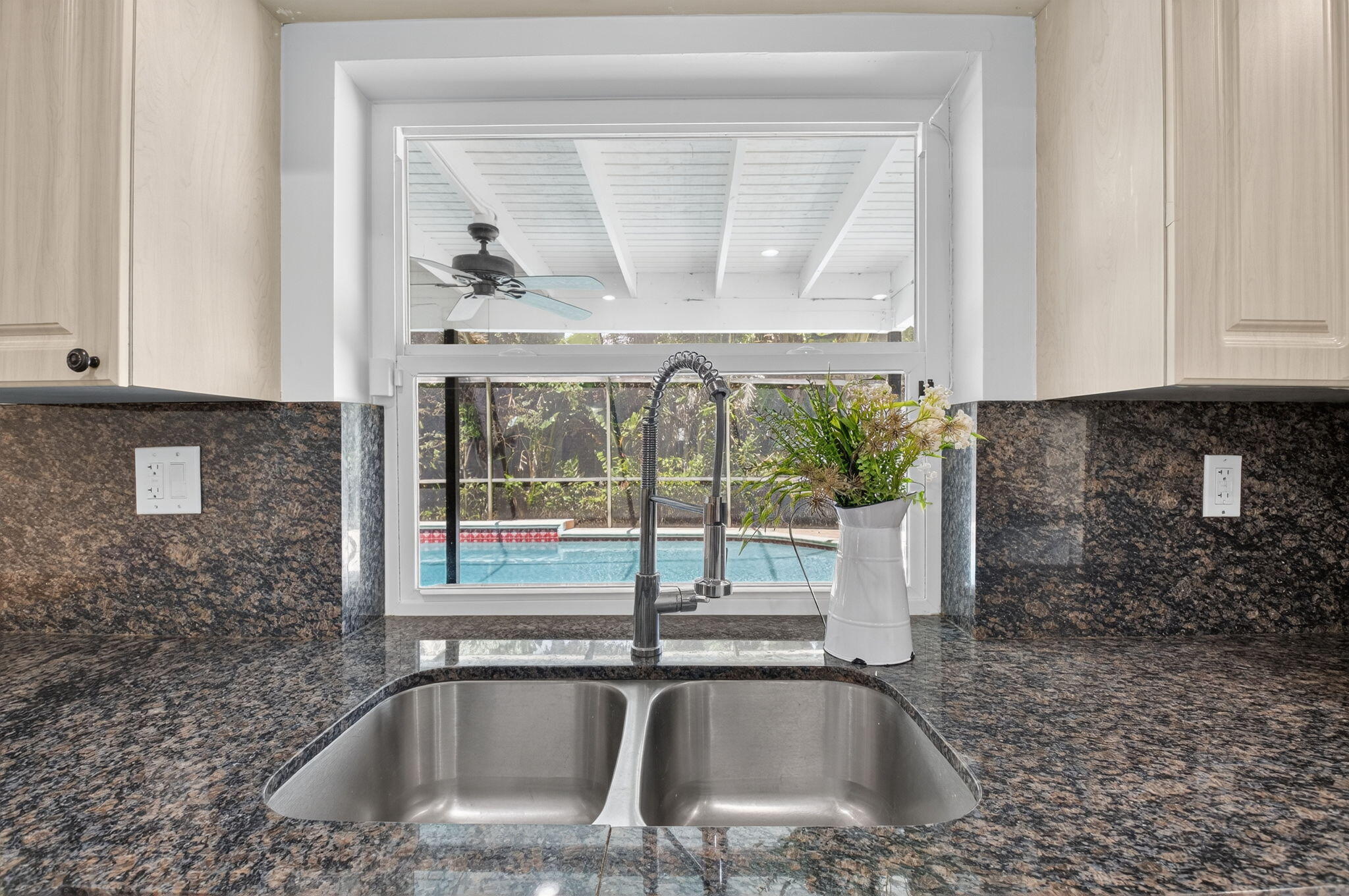 17414 Spring Tree Ln Lane