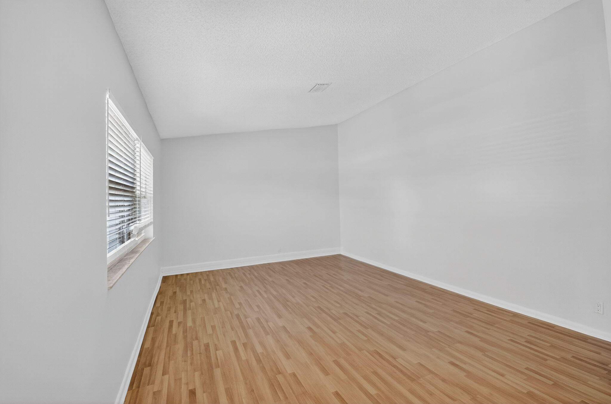 17414 Spring Tree Ln Lane