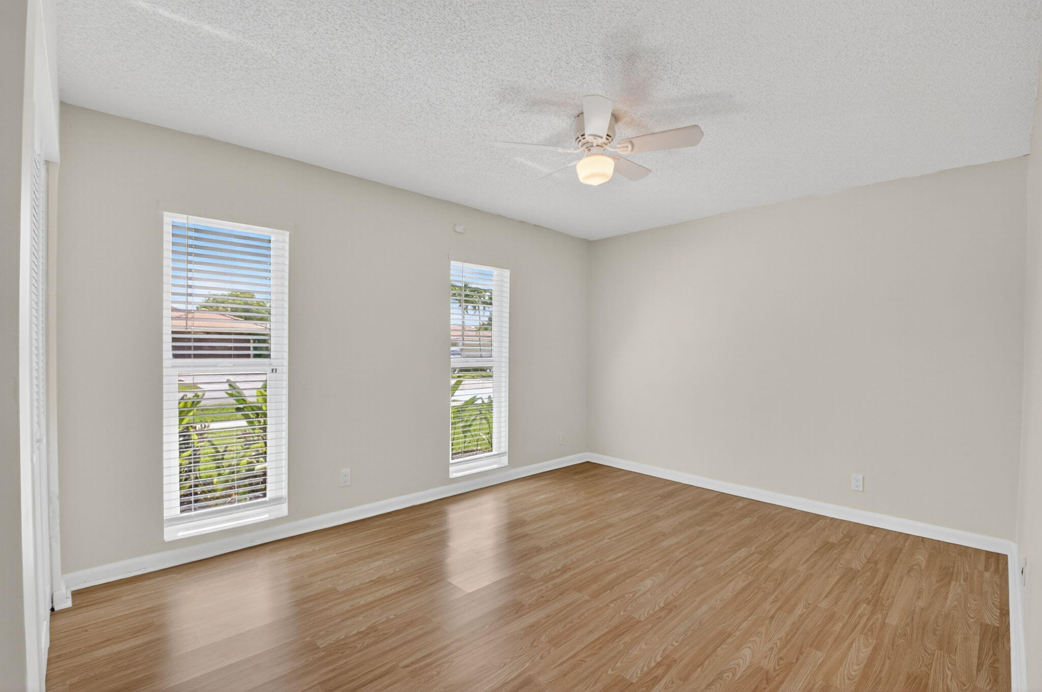 17414 Spring Tree Ln Lane