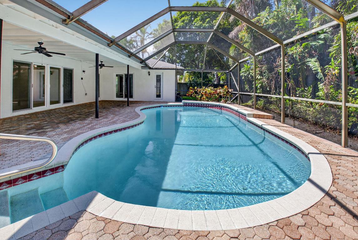 17414 Spring Tree Ln Lane