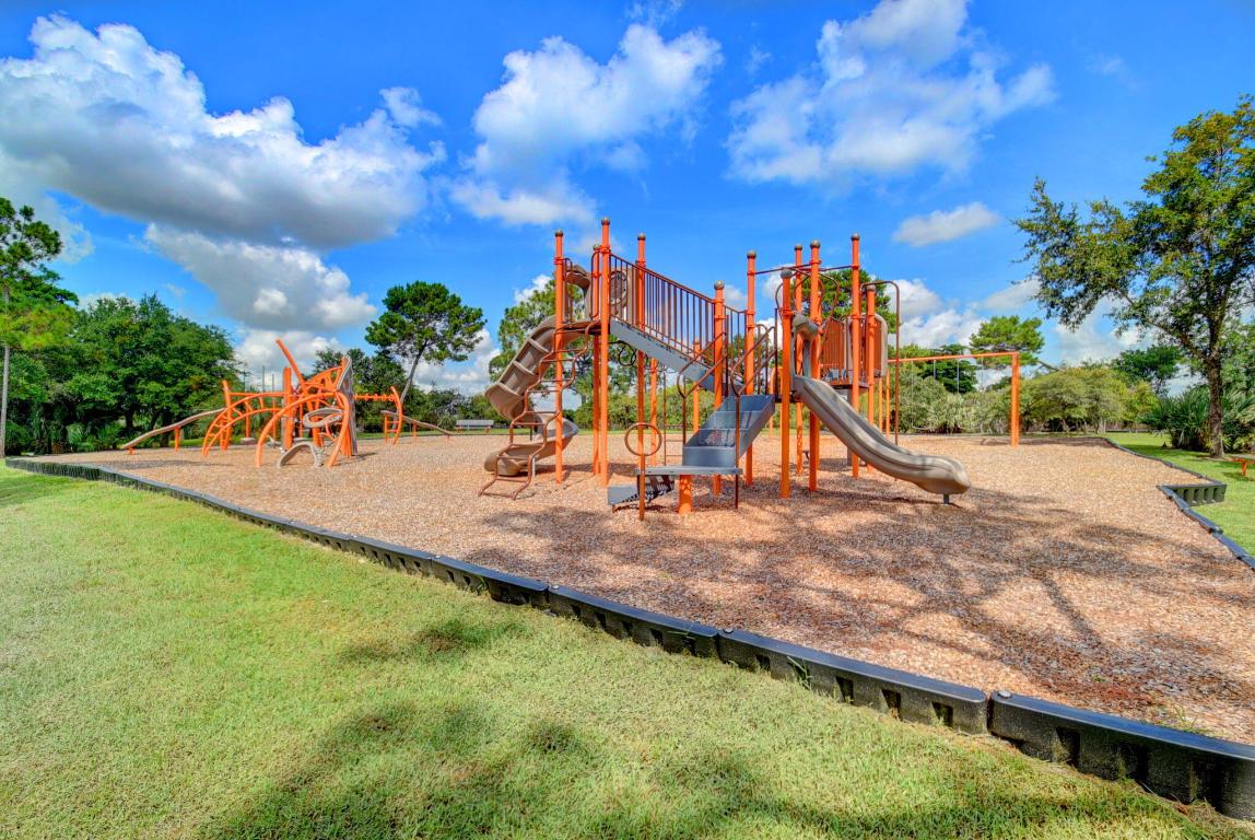 17414 Spring Tree Ln Lane