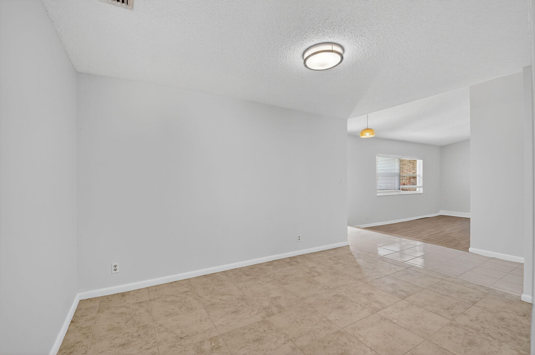 17414 Spring Tree Ln Lane