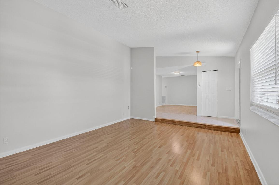 17414 Spring Tree Ln Lane