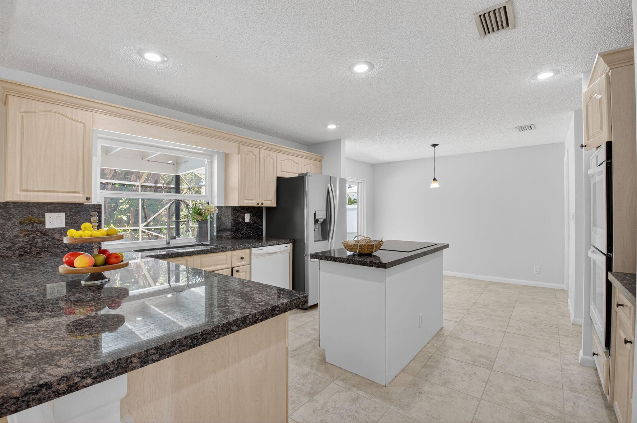 17414 Spring Tree Ln Lane