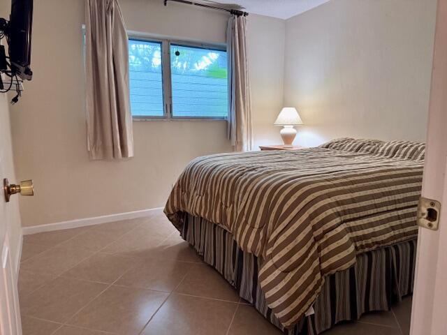 2151 NE 42 Court 102