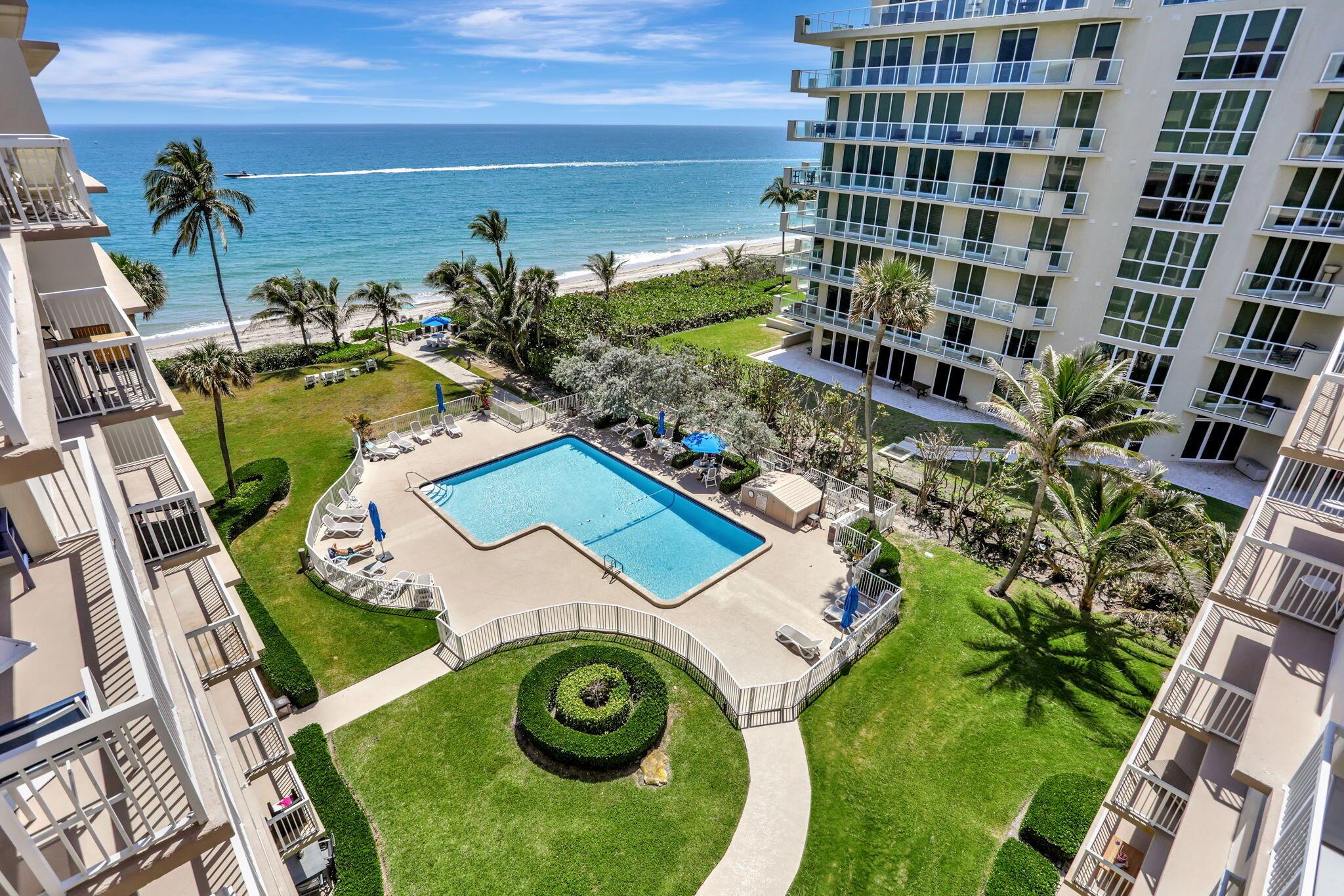 1069 Hillsboro Mile, Unit 705