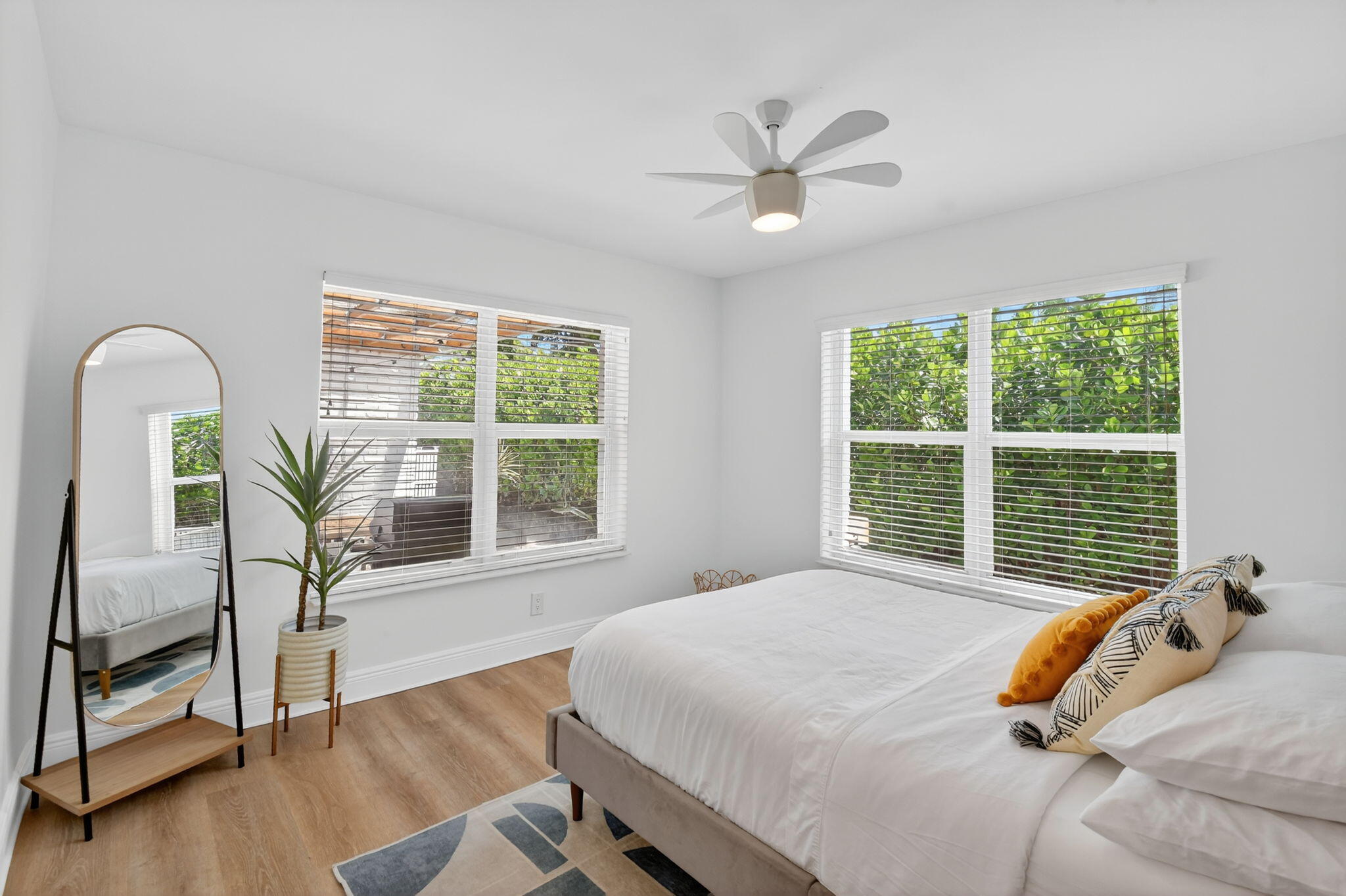 1001 NE 16th Street