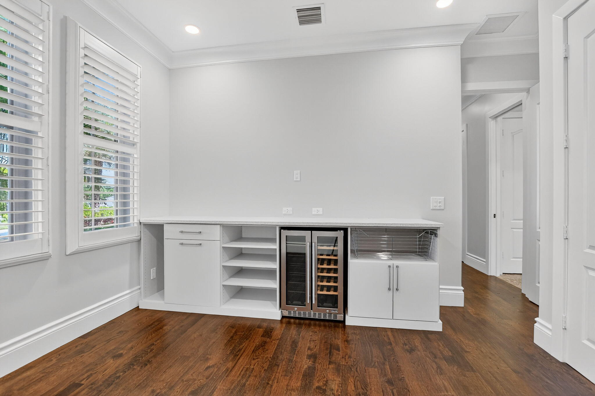 200 NW 10th Street