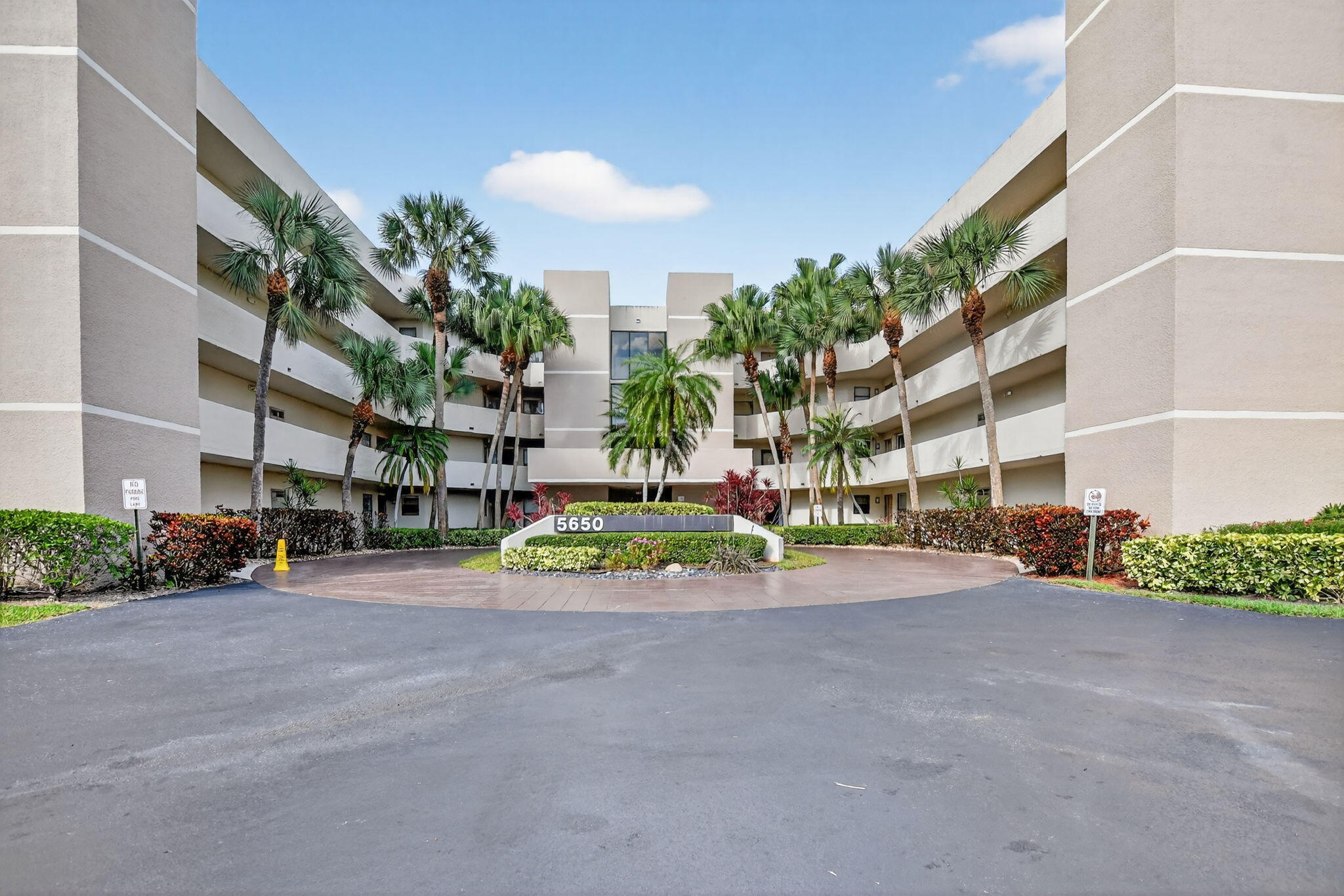5650 Camino Del Sol 106