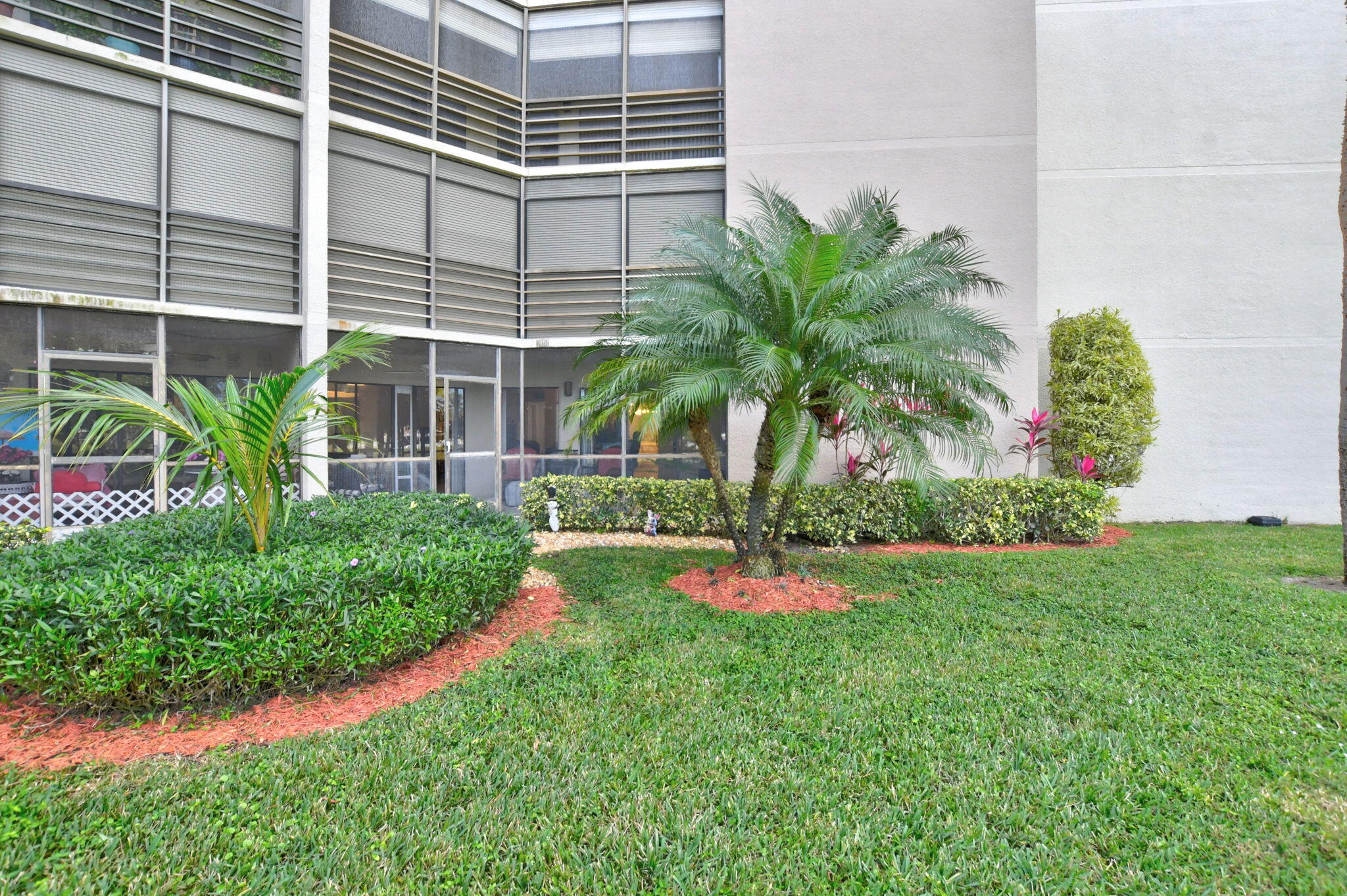 5650 Camino Del Sol 106