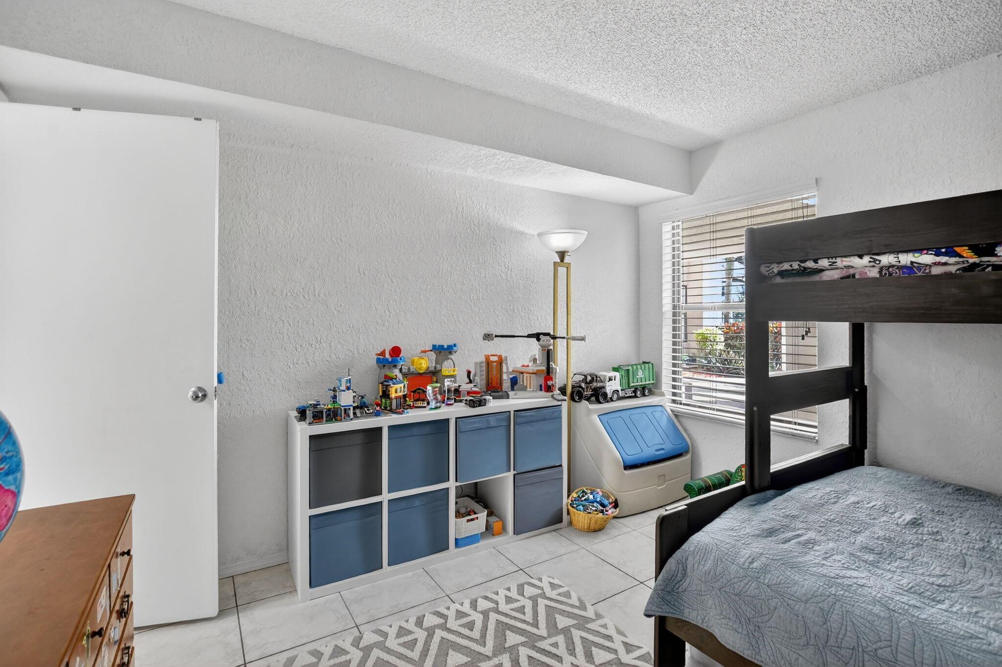 5650 Camino Del Sol 106