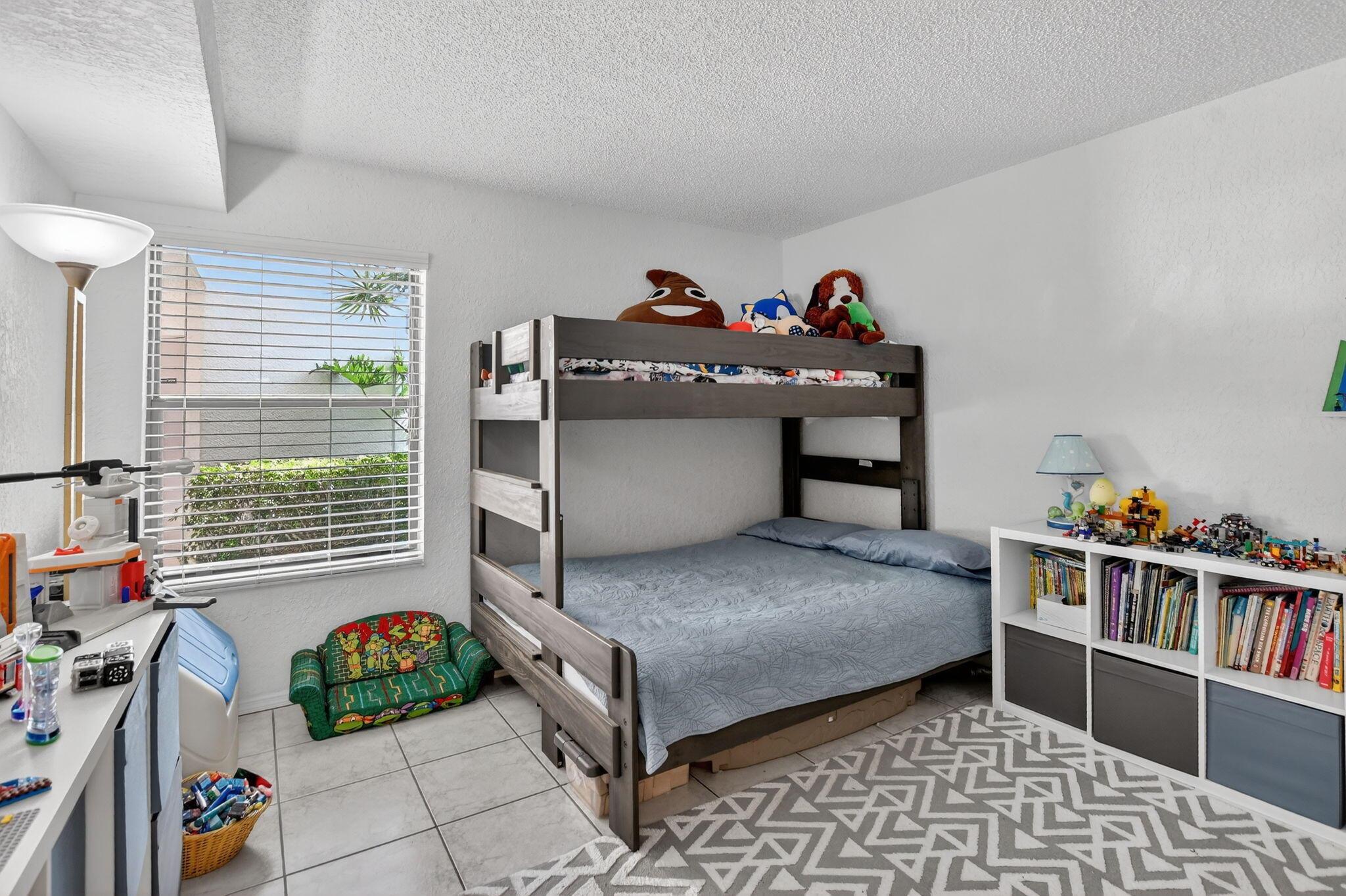 5650 Camino Del Sol 106