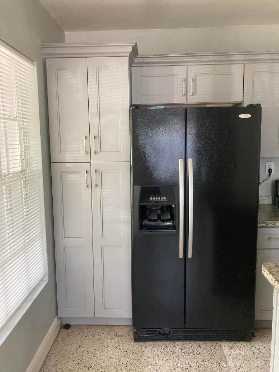 1701 NW 8th Avenue 1-2