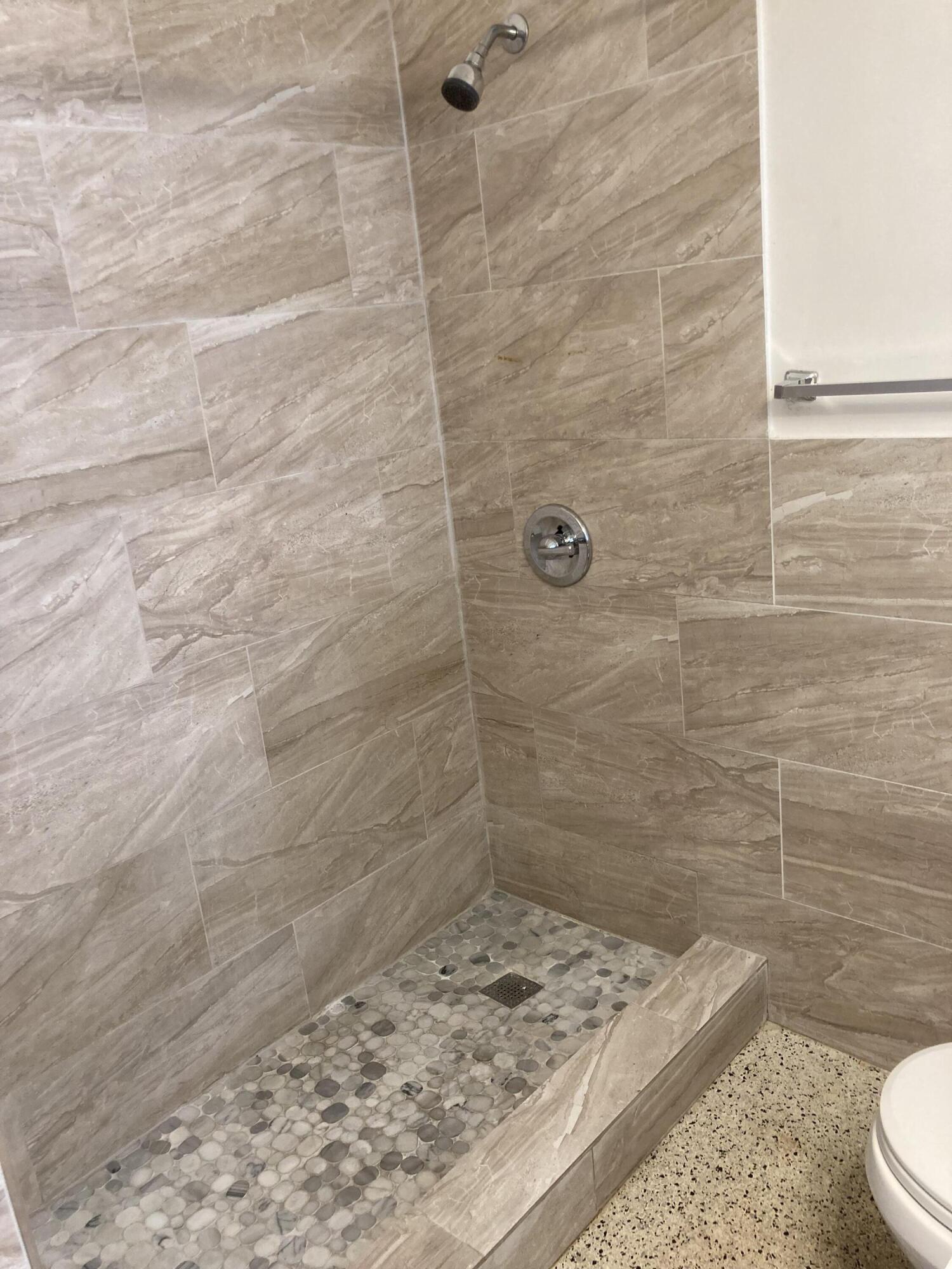 1701 NW 8th Avenue 1-2