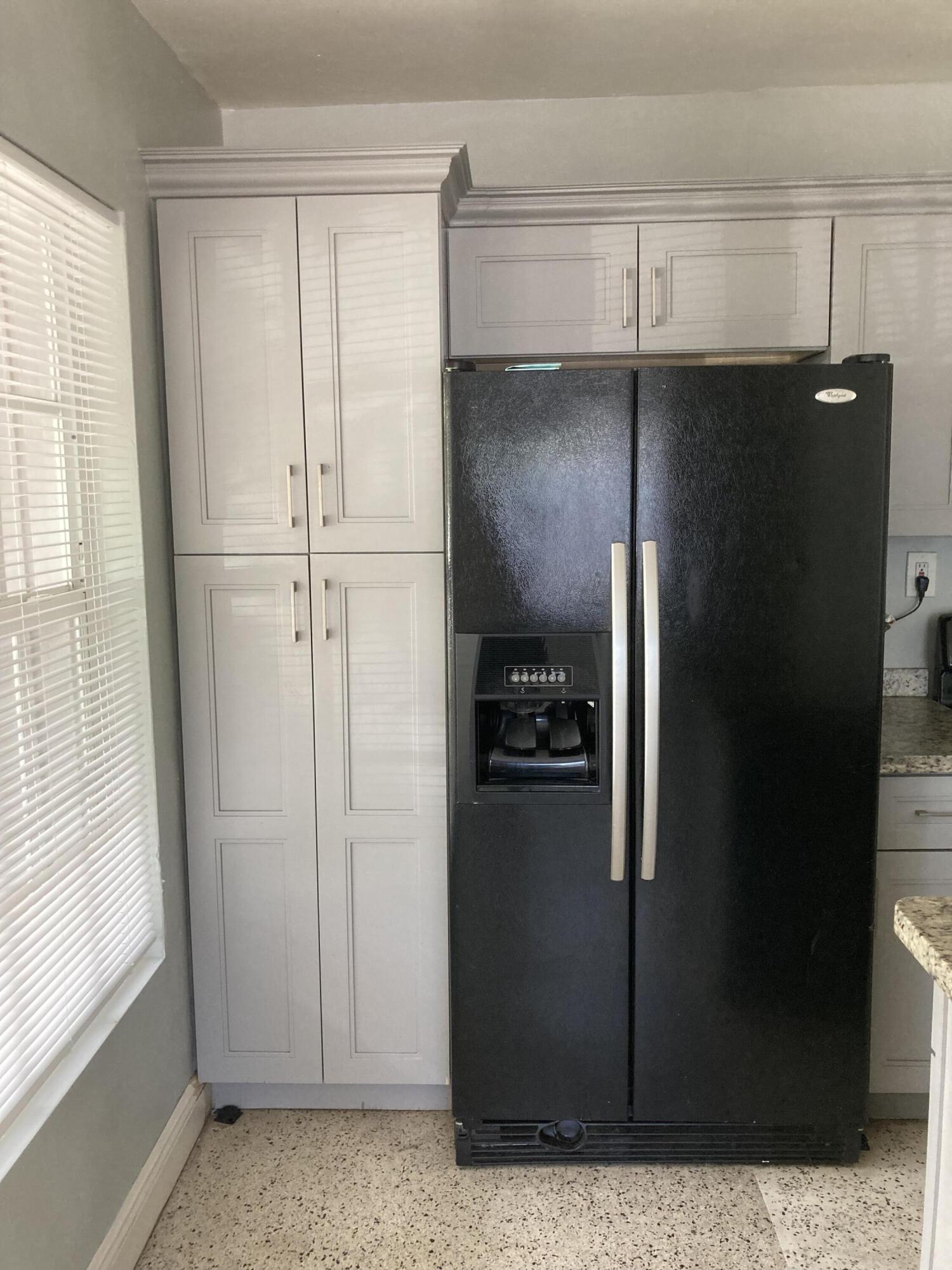 1701 NW 8th Avenue 1-2