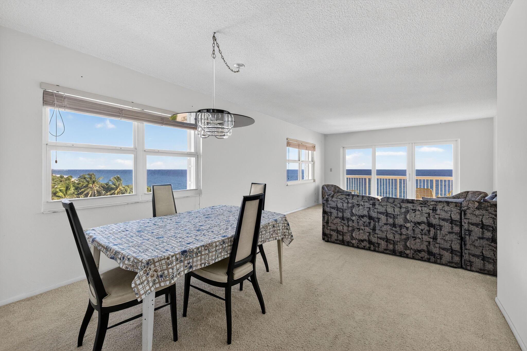 1069 Hillsboro Mile 802