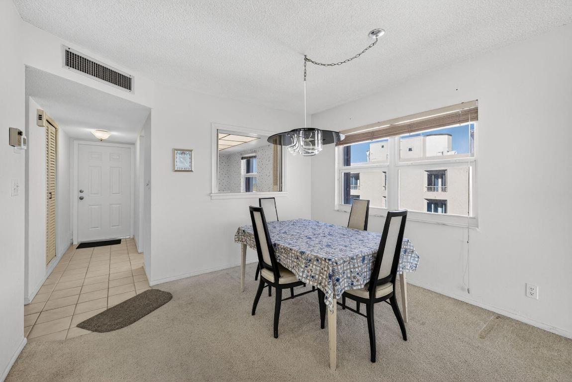 1069 Hillsboro Mile 802