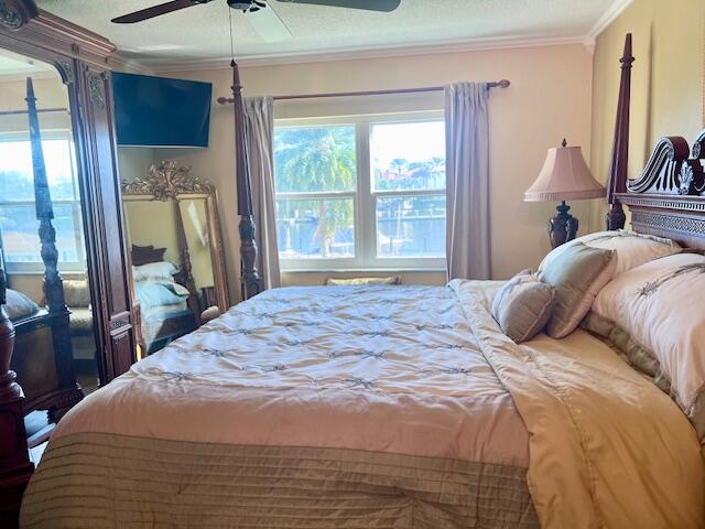 230 N Federal Highway 205